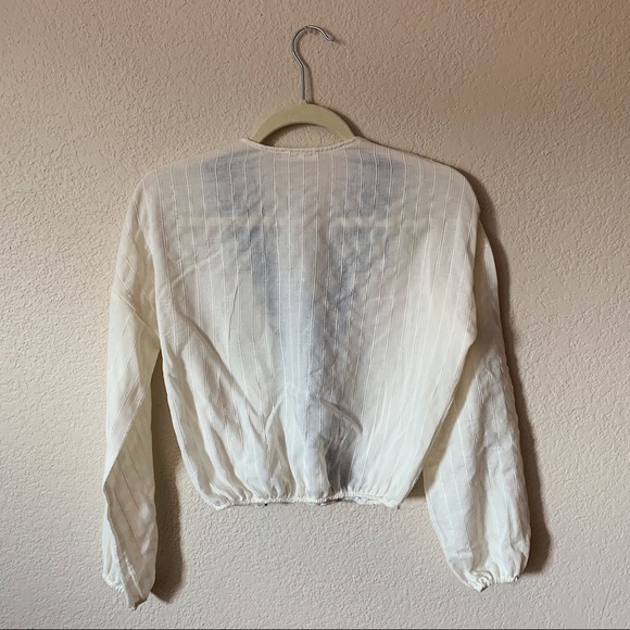 Thin Cream Blouse - Picture 3 of 4